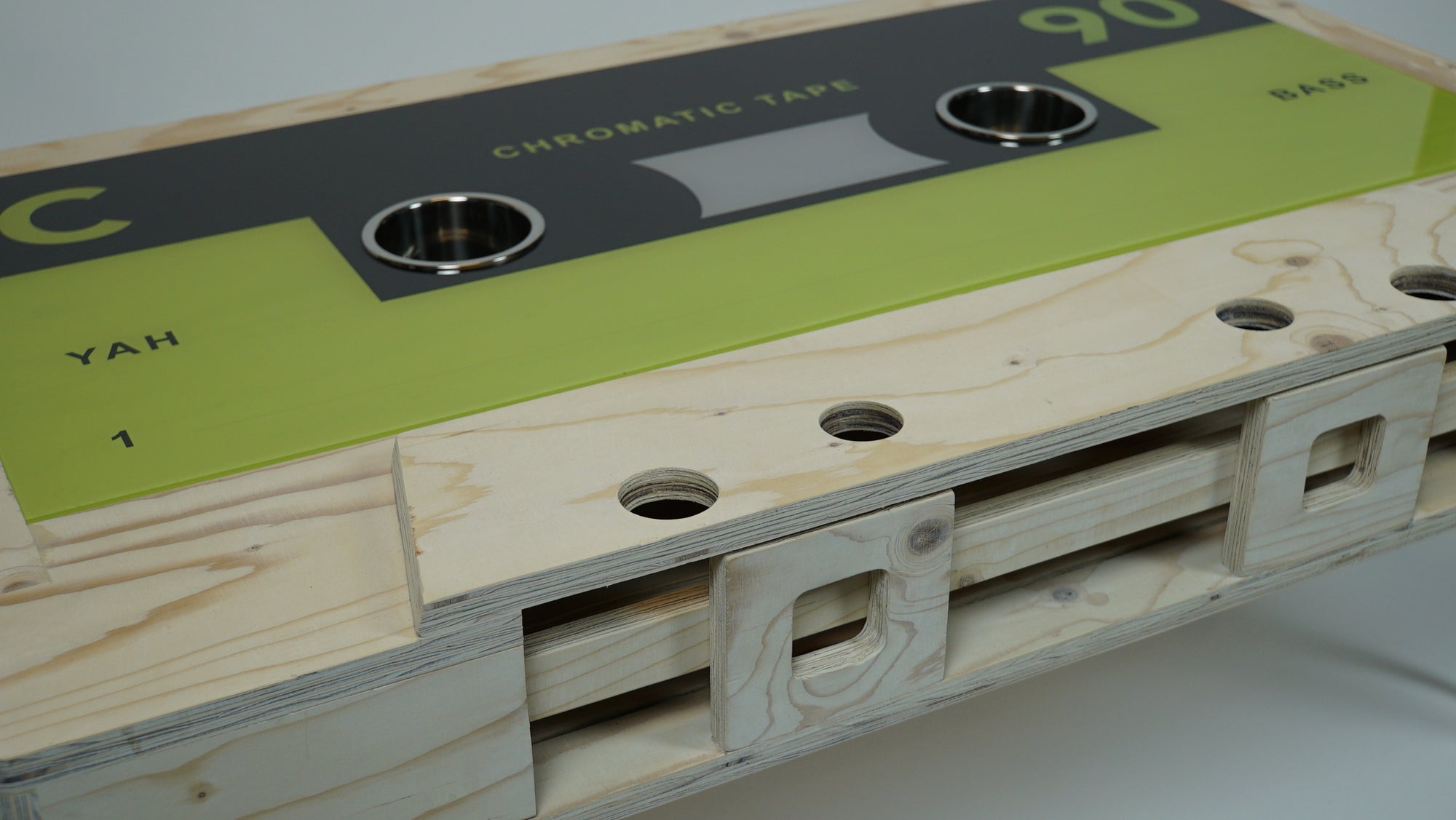 Cassette tafel - YAH Chromatic tape C 90